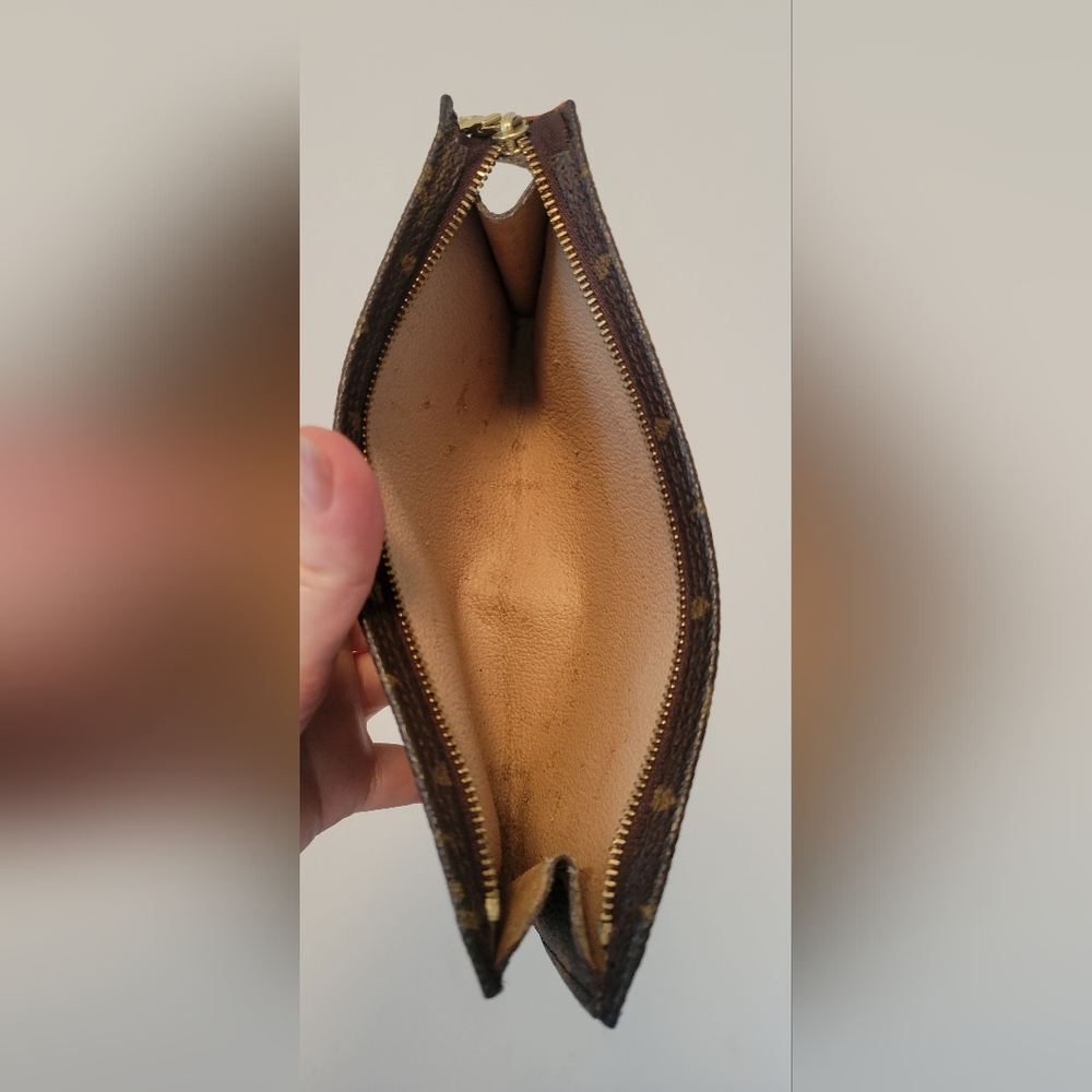 Authentic Louis Vuitton Monogram Pouch - Picture 13 of 13